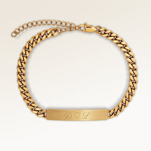 Personalized bar gold bracelet with space for engraving of text or coordinates
